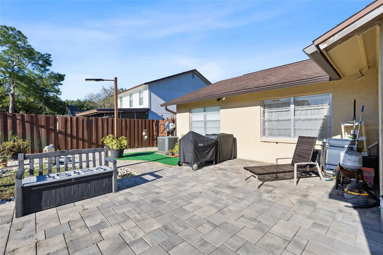 16124 RAVENDALE DR