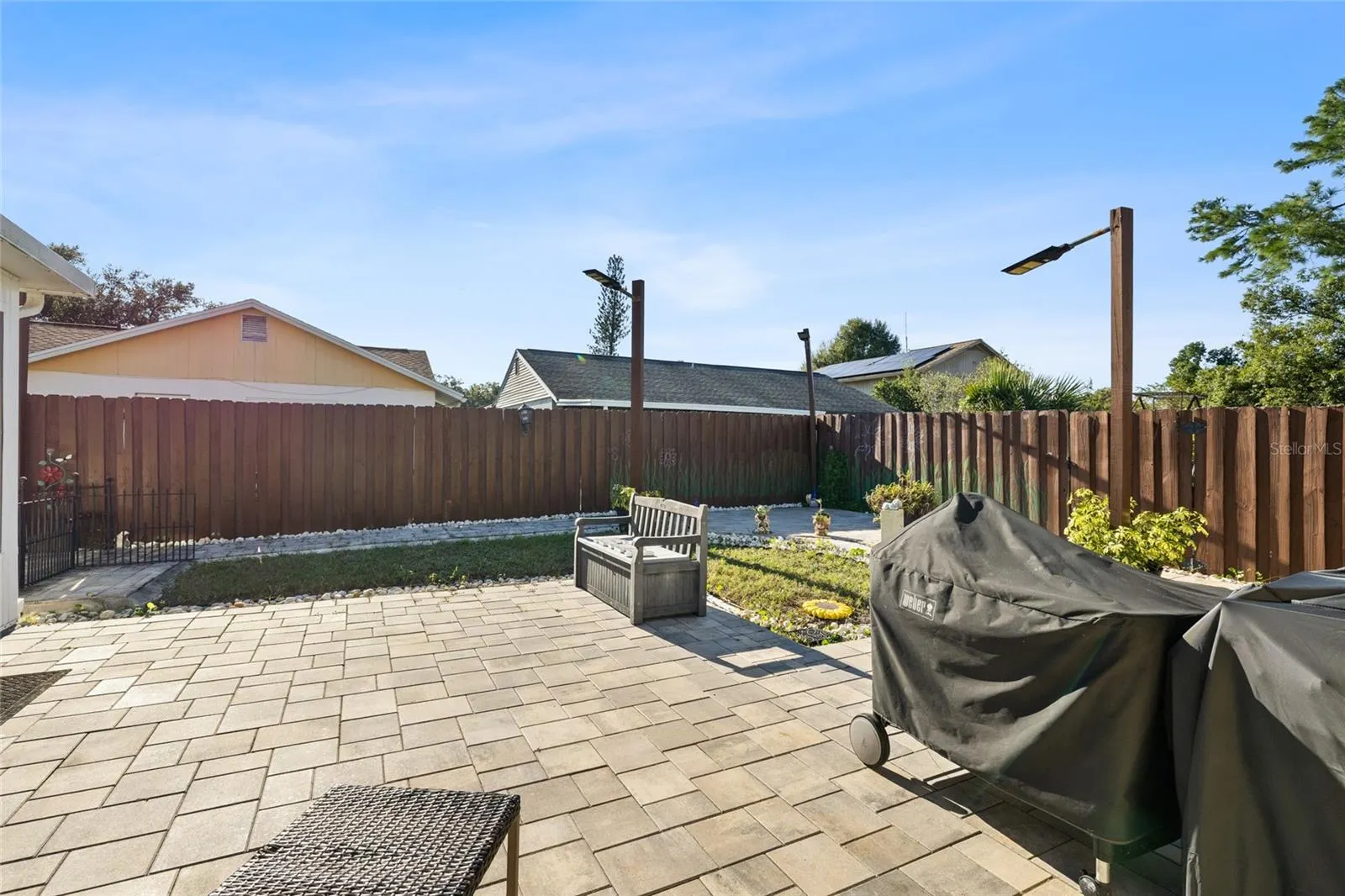 16124 RAVENDALE DR