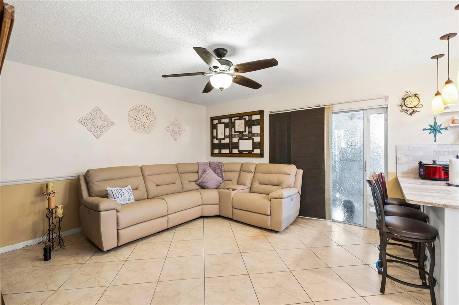 16124 RAVENDALE DR
