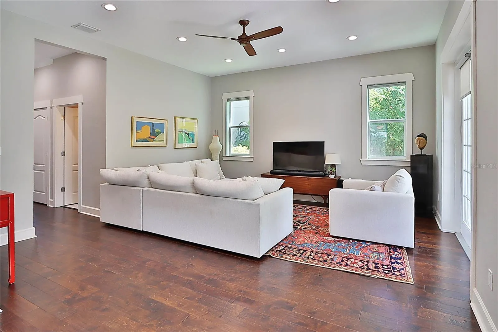 3106 W WYOMING AVE