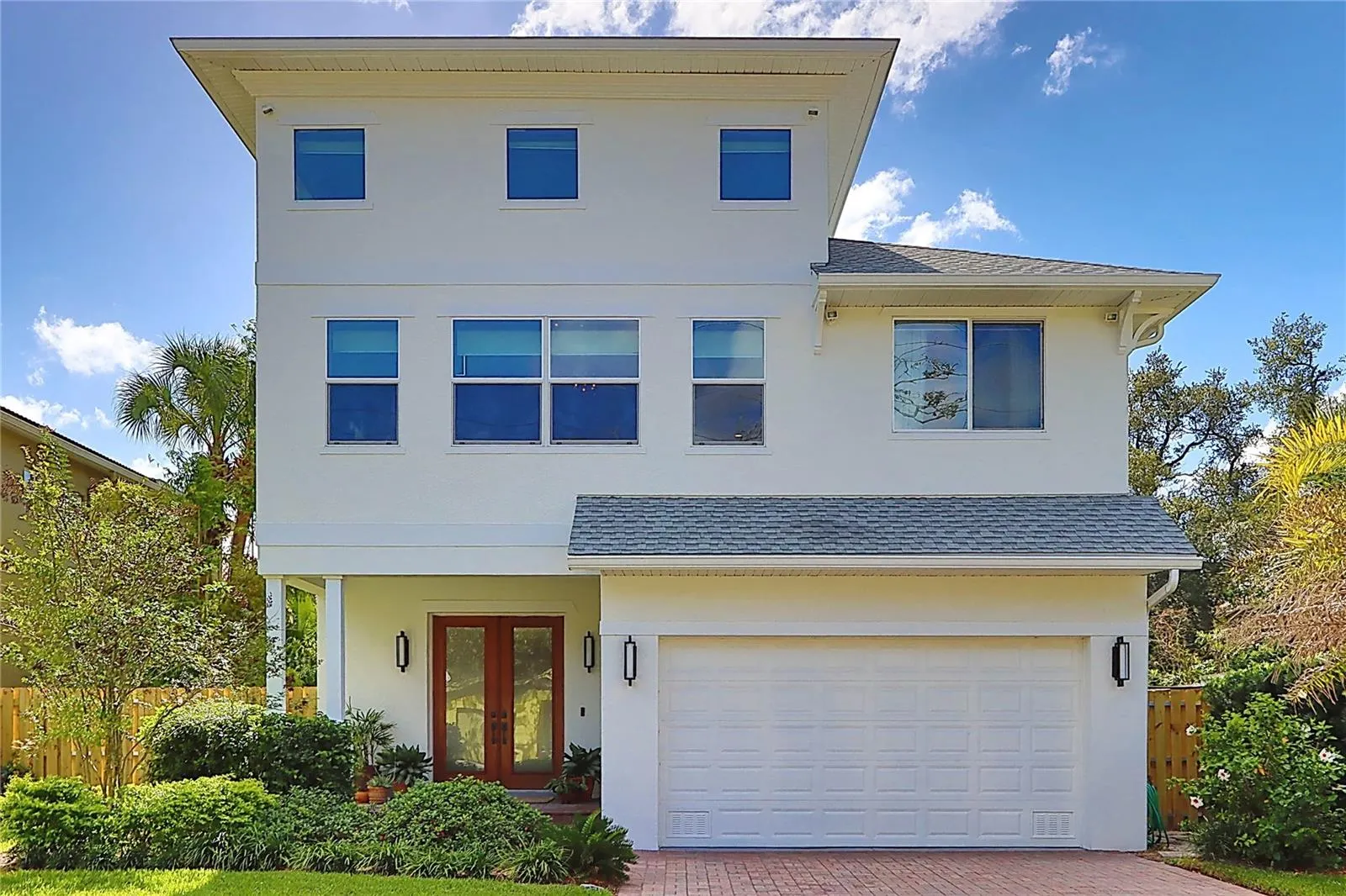 3106 W WYOMING AVE