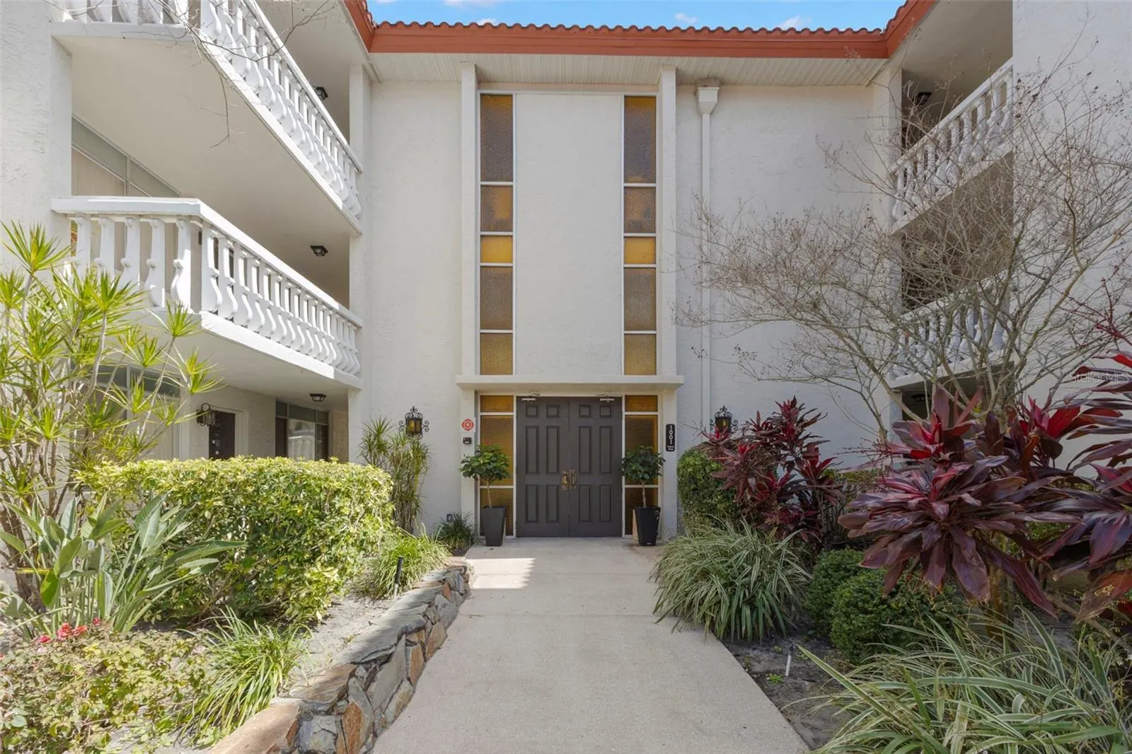 1001 PEARCE DR #302 #302