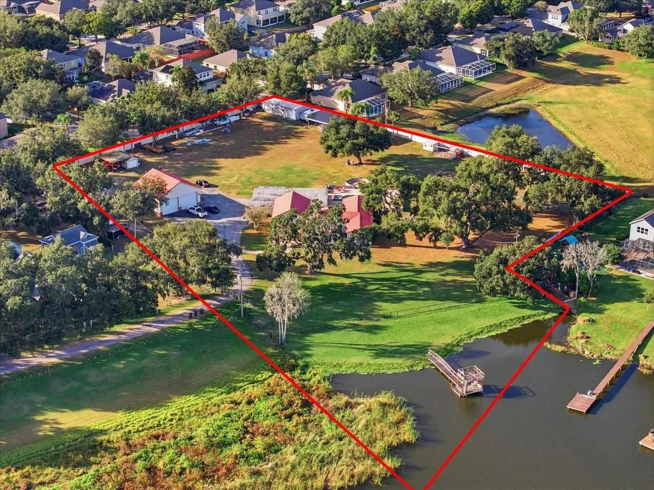 505 LAKESIDE DR
