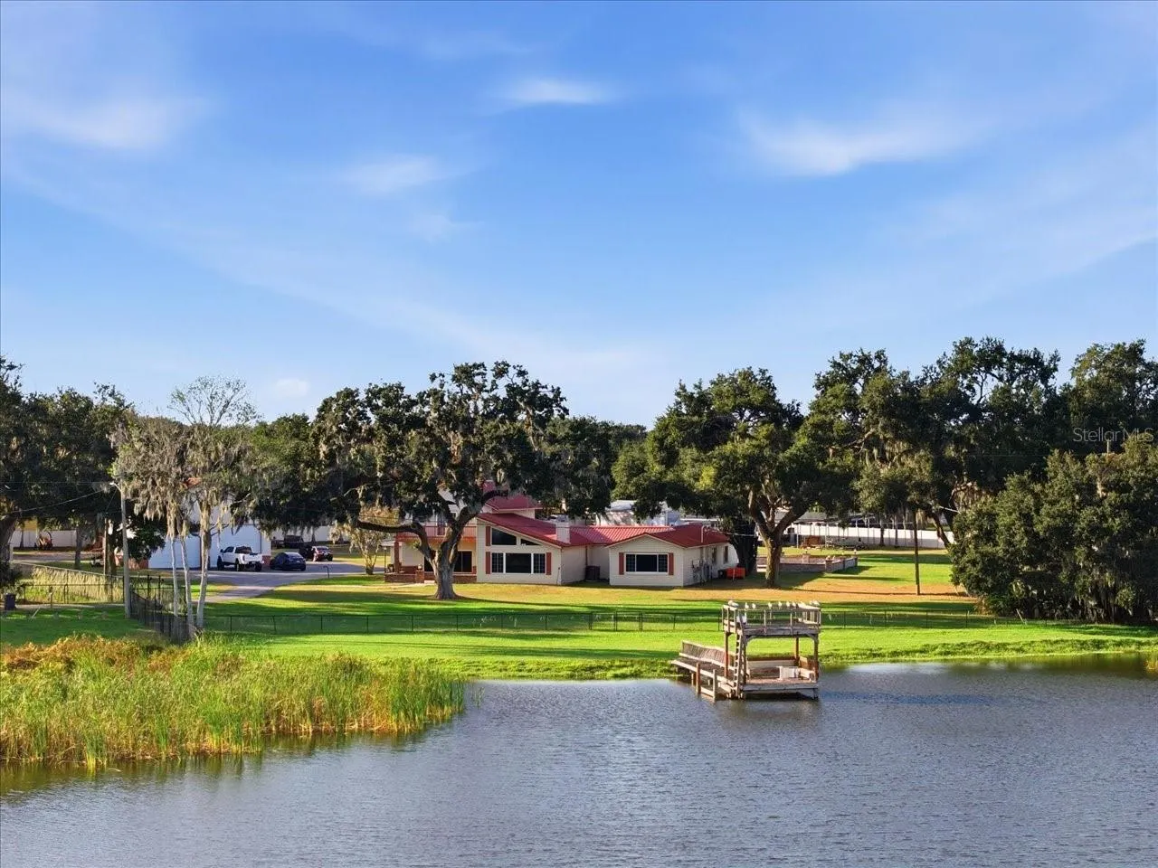 505 LAKESIDE DR