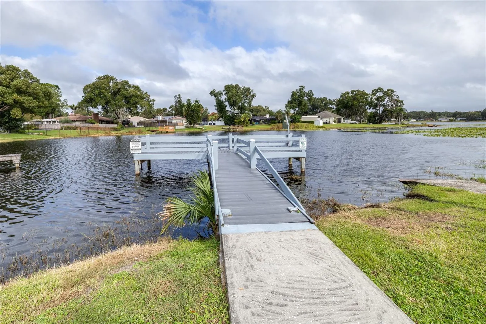 3949 LAKE JOYCE DR