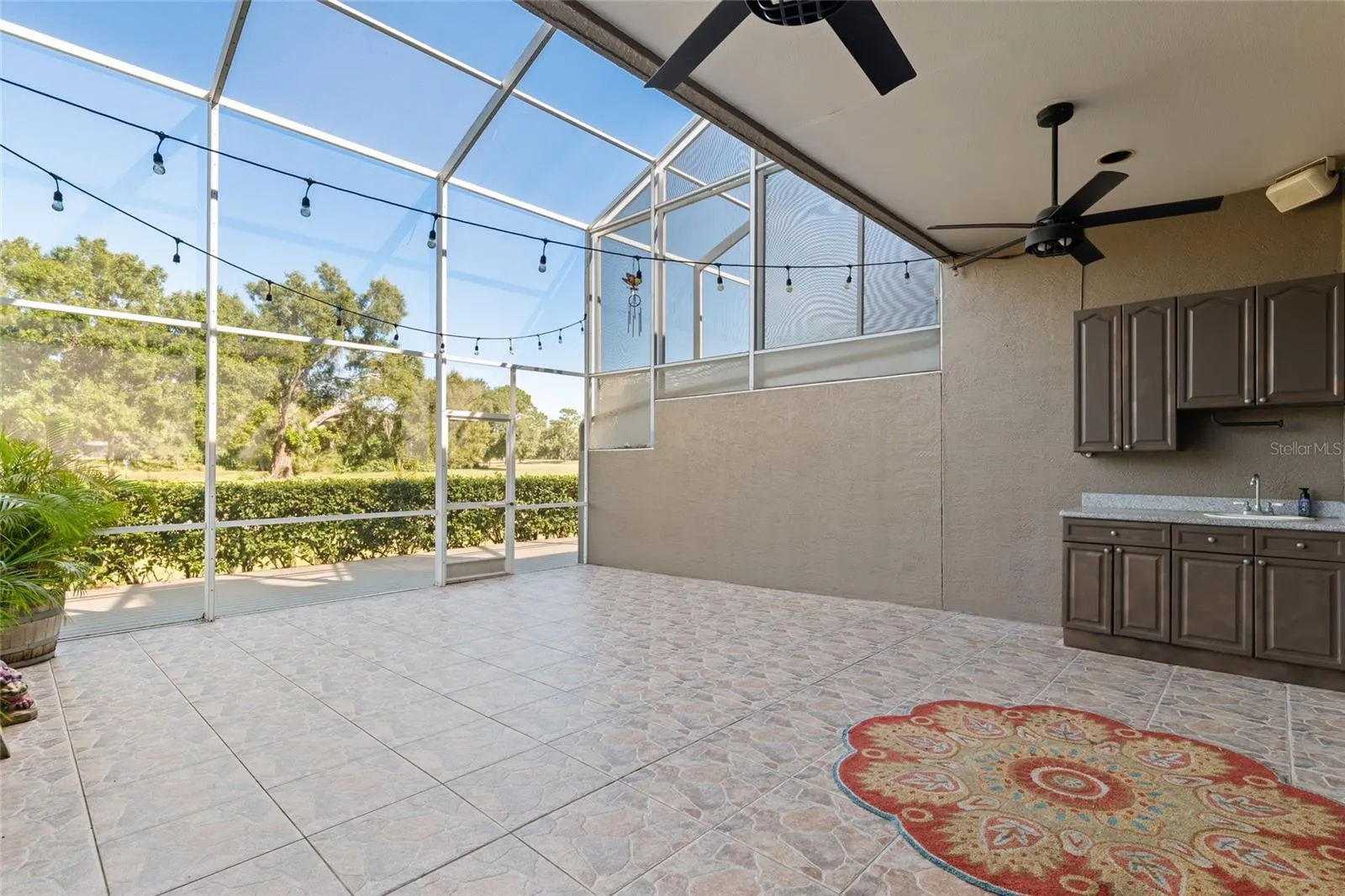 2495 JOHNNA CT