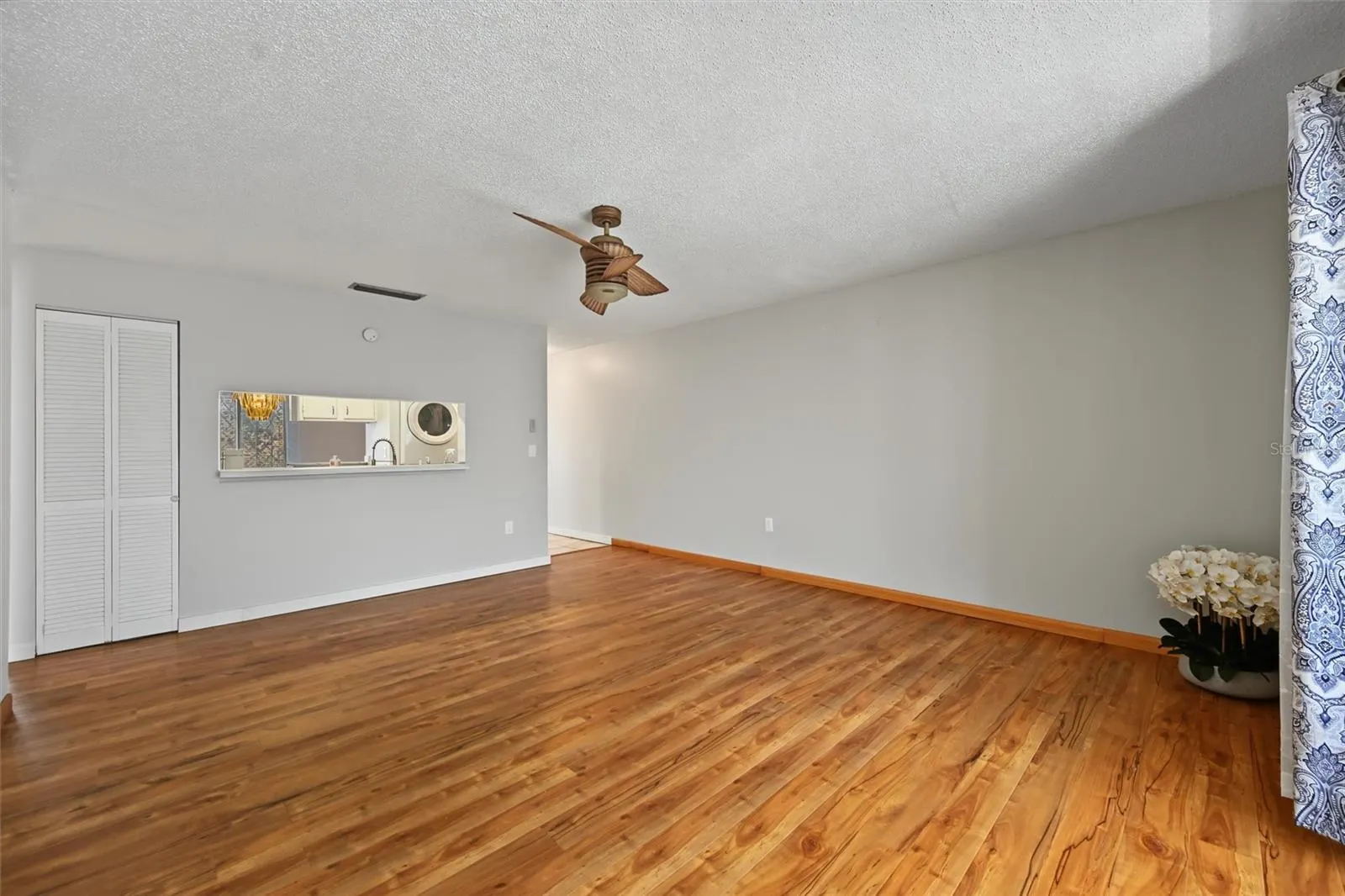 776 100TH AVE N #204 #204