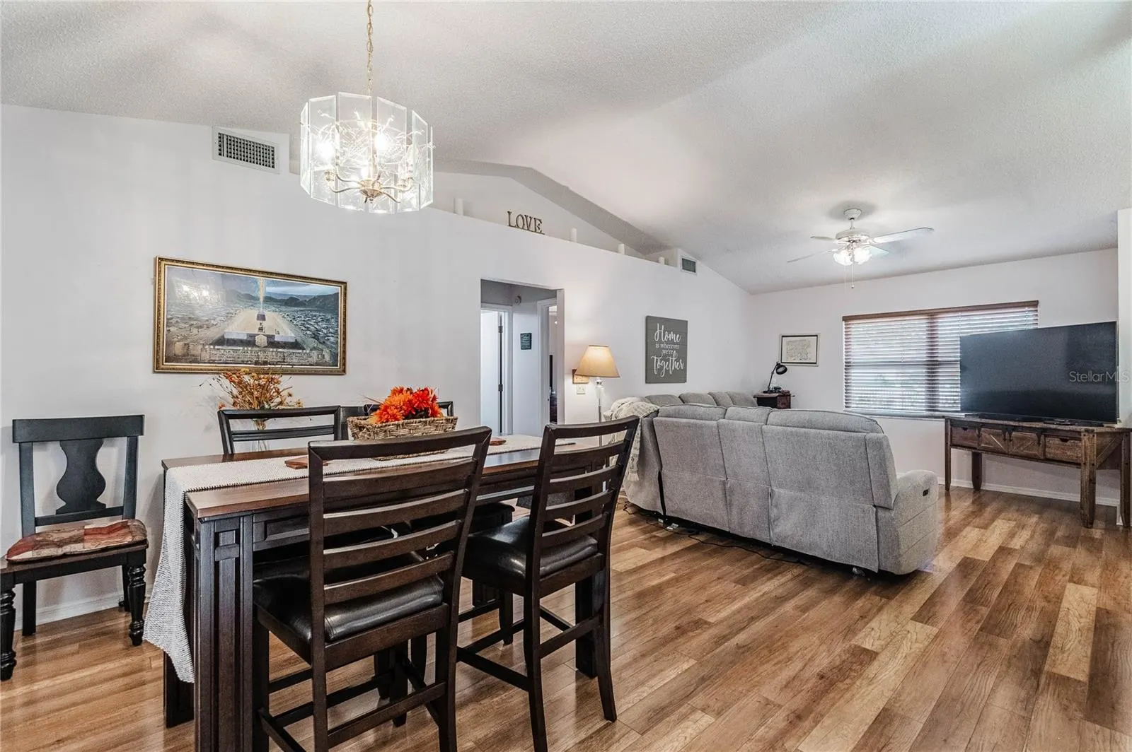 301 LOUIS EDWARD CT