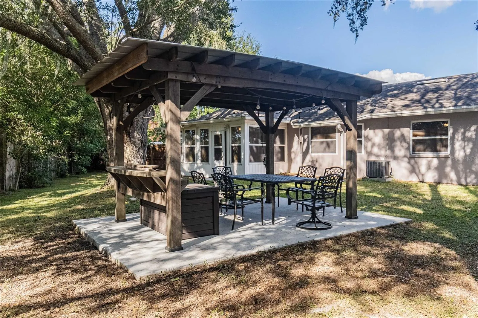 301 LOUIS EDWARD CT