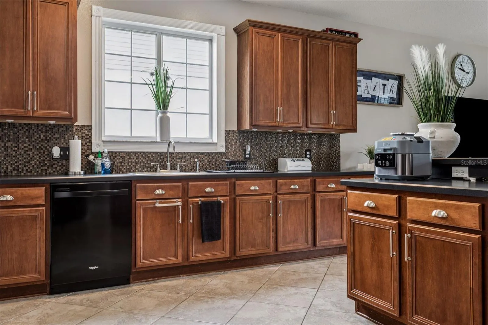 11138 HARTFORD FERN DR