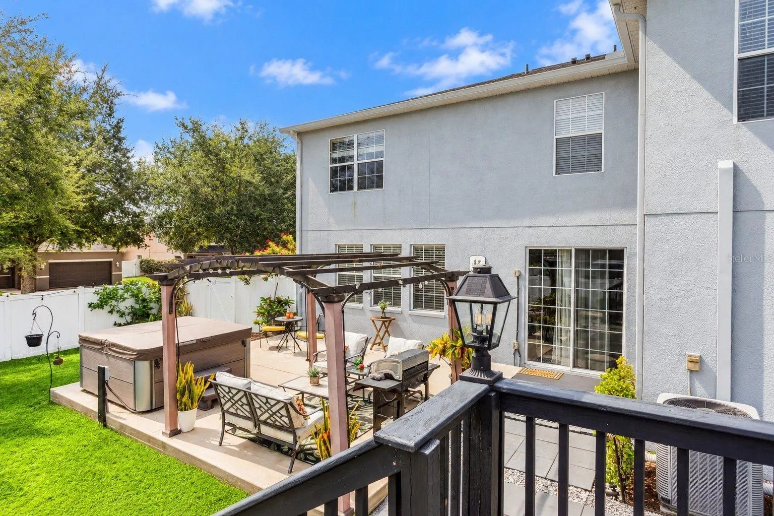 11138 HARTFORD FERN DR