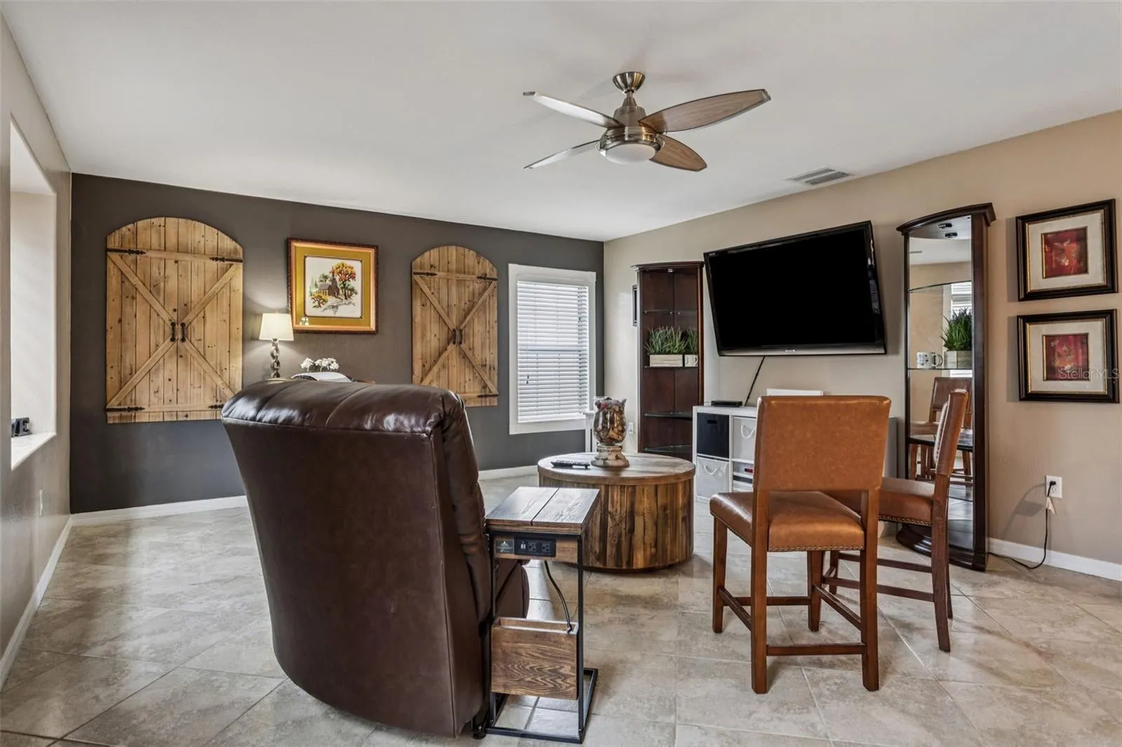 11138 HARTFORD FERN DR