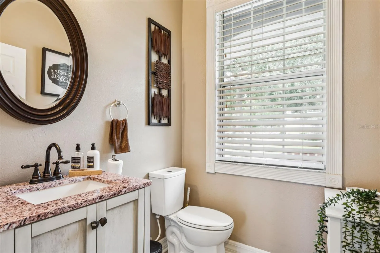 11138 HARTFORD FERN DR