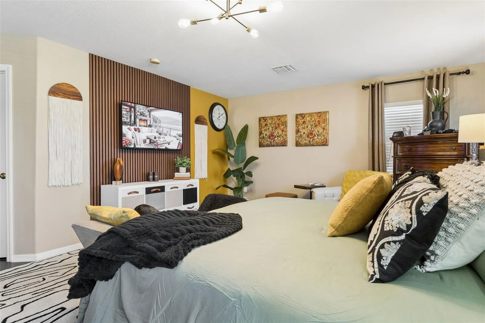 11138 HARTFORD FERN DR