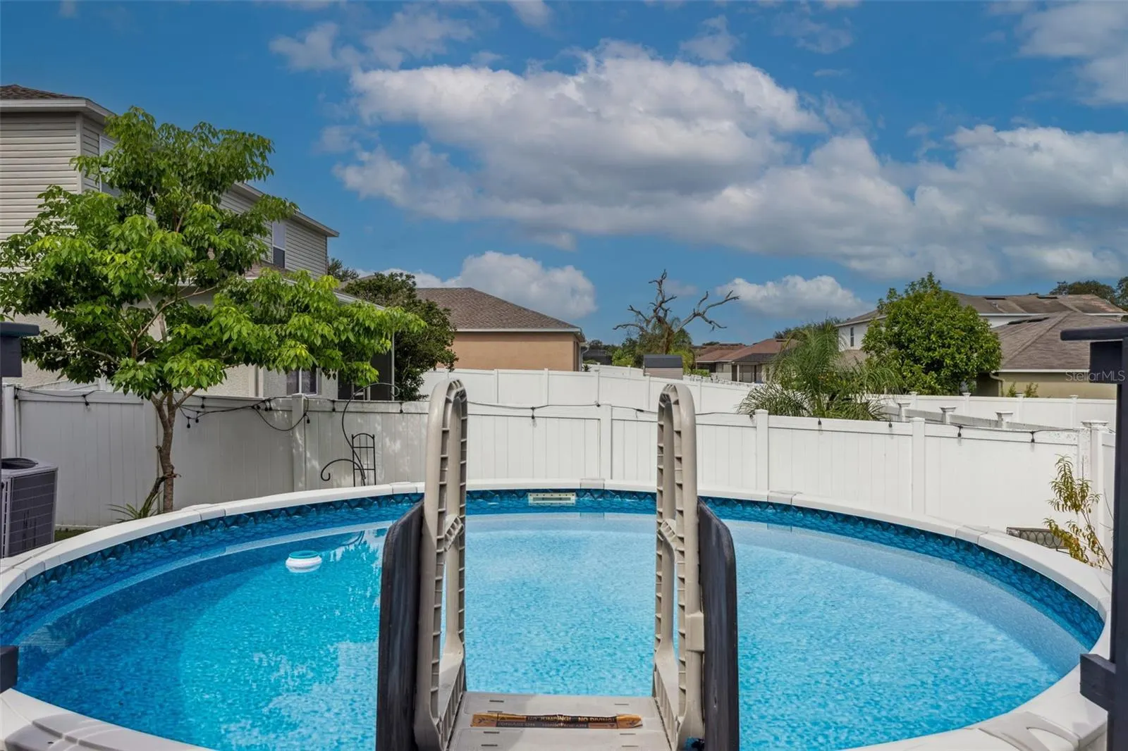 11138 HARTFORD FERN DR