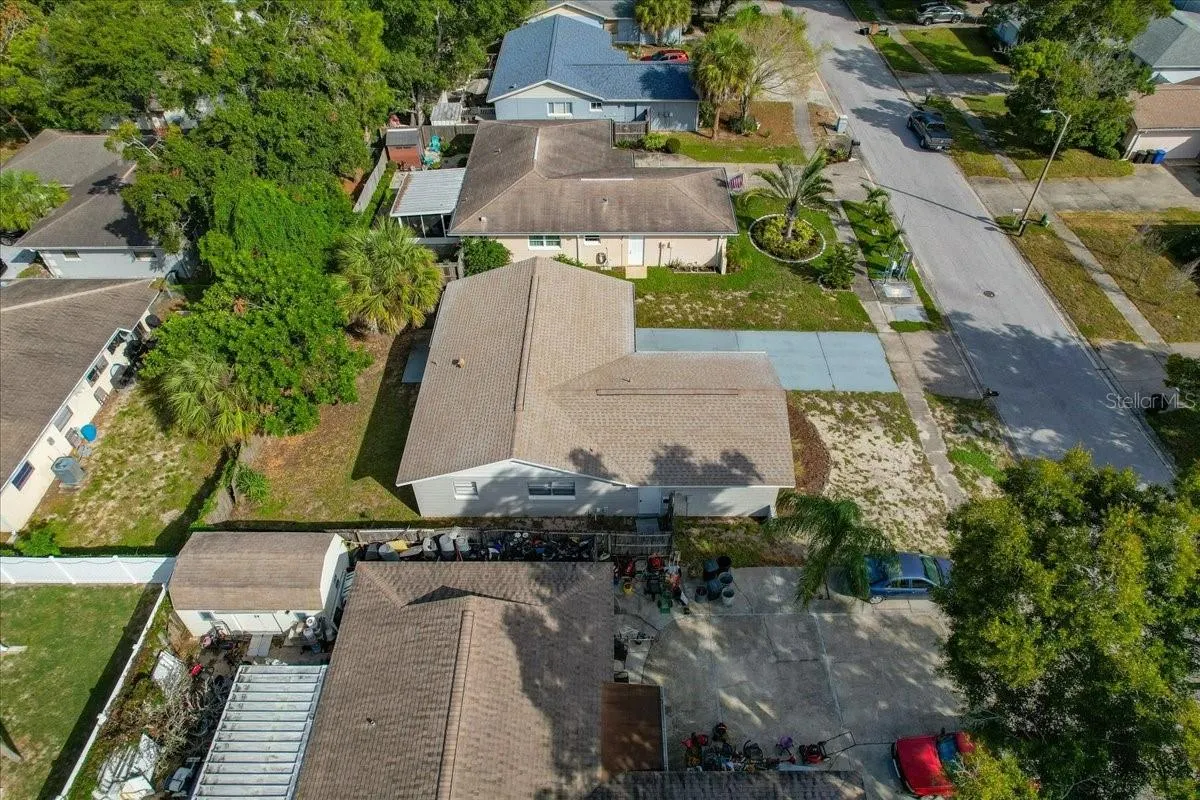 1510 CROMWELL DR