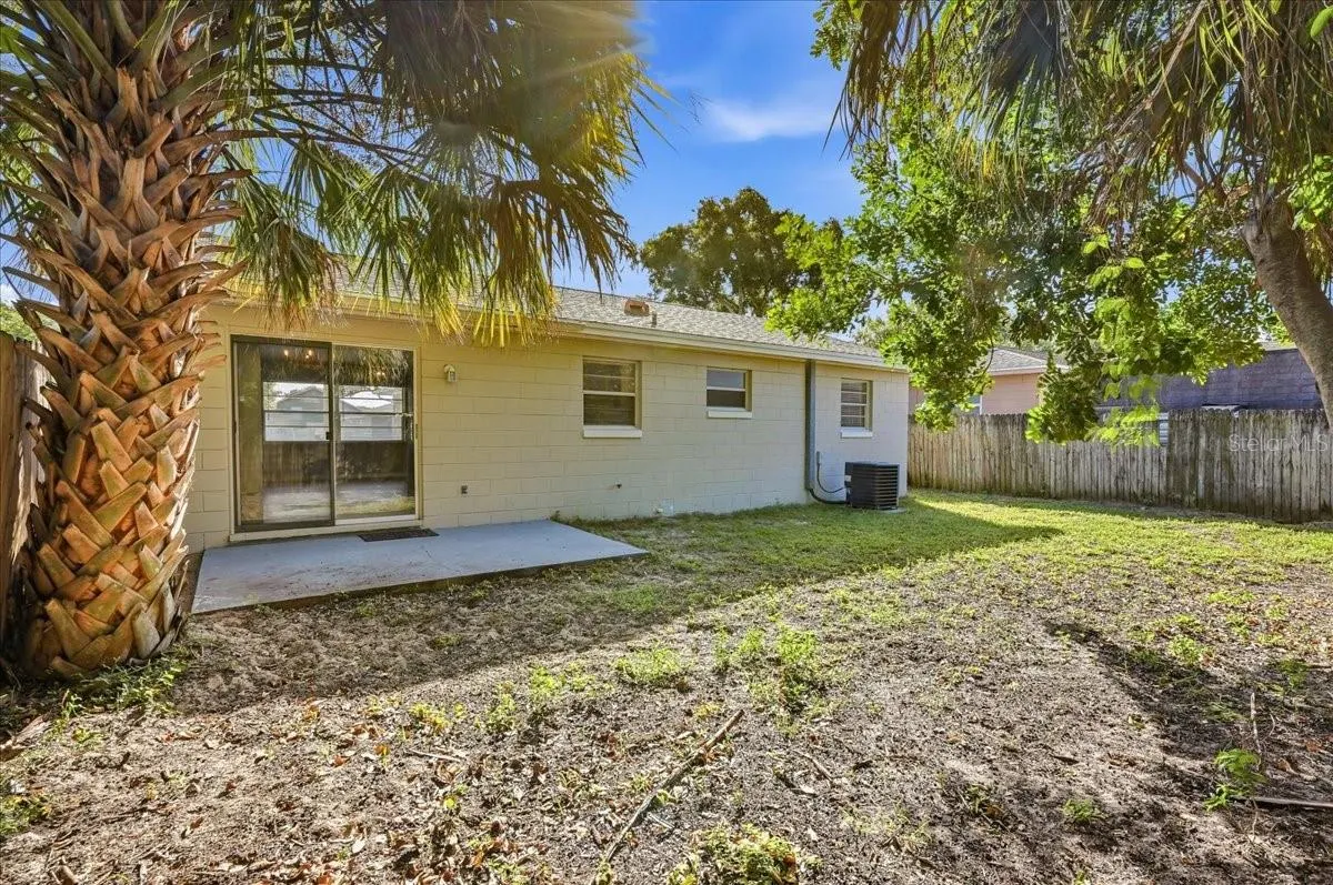 1510 CROMWELL DR
