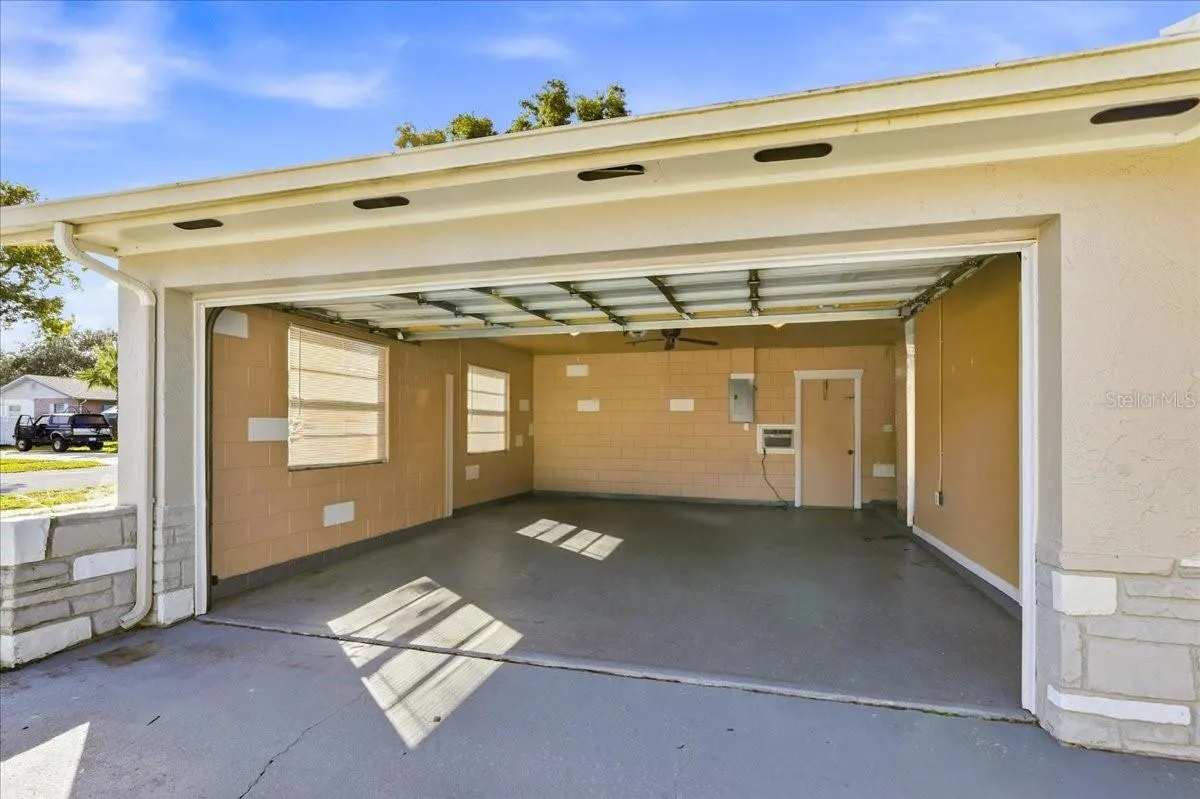 1510 CROMWELL DR