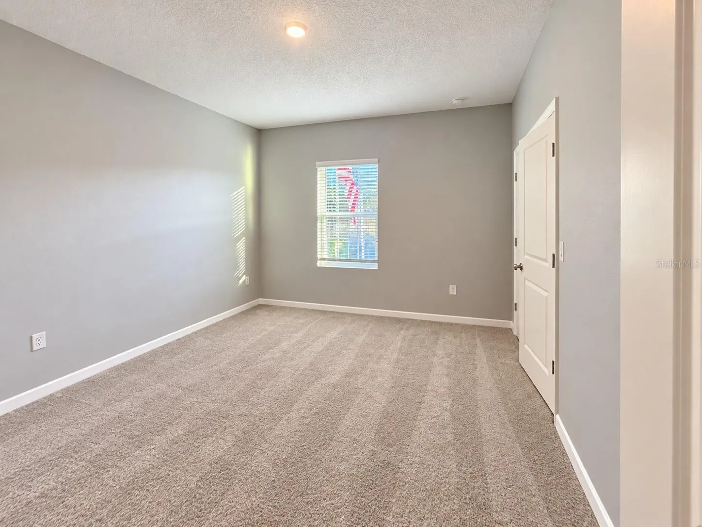 7211 SABAL TER