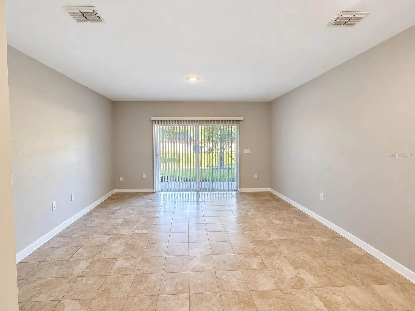 7211 SABAL TER