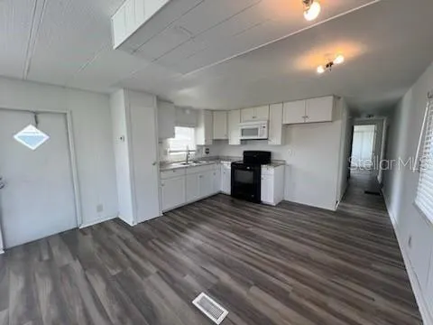 3245 E MAIN ST #3 #3