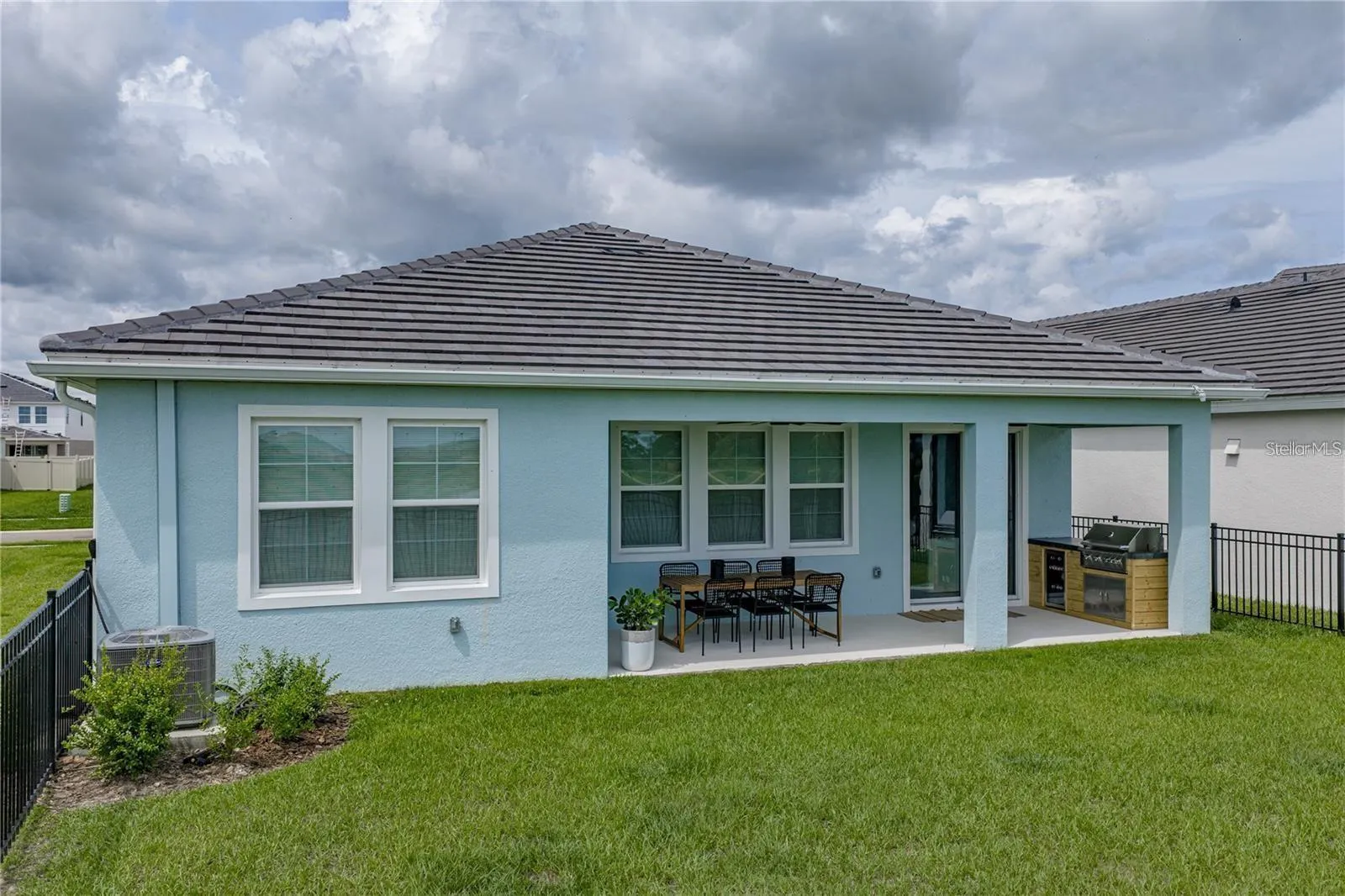 10368 FIELDSTONE MYRTLE WAY