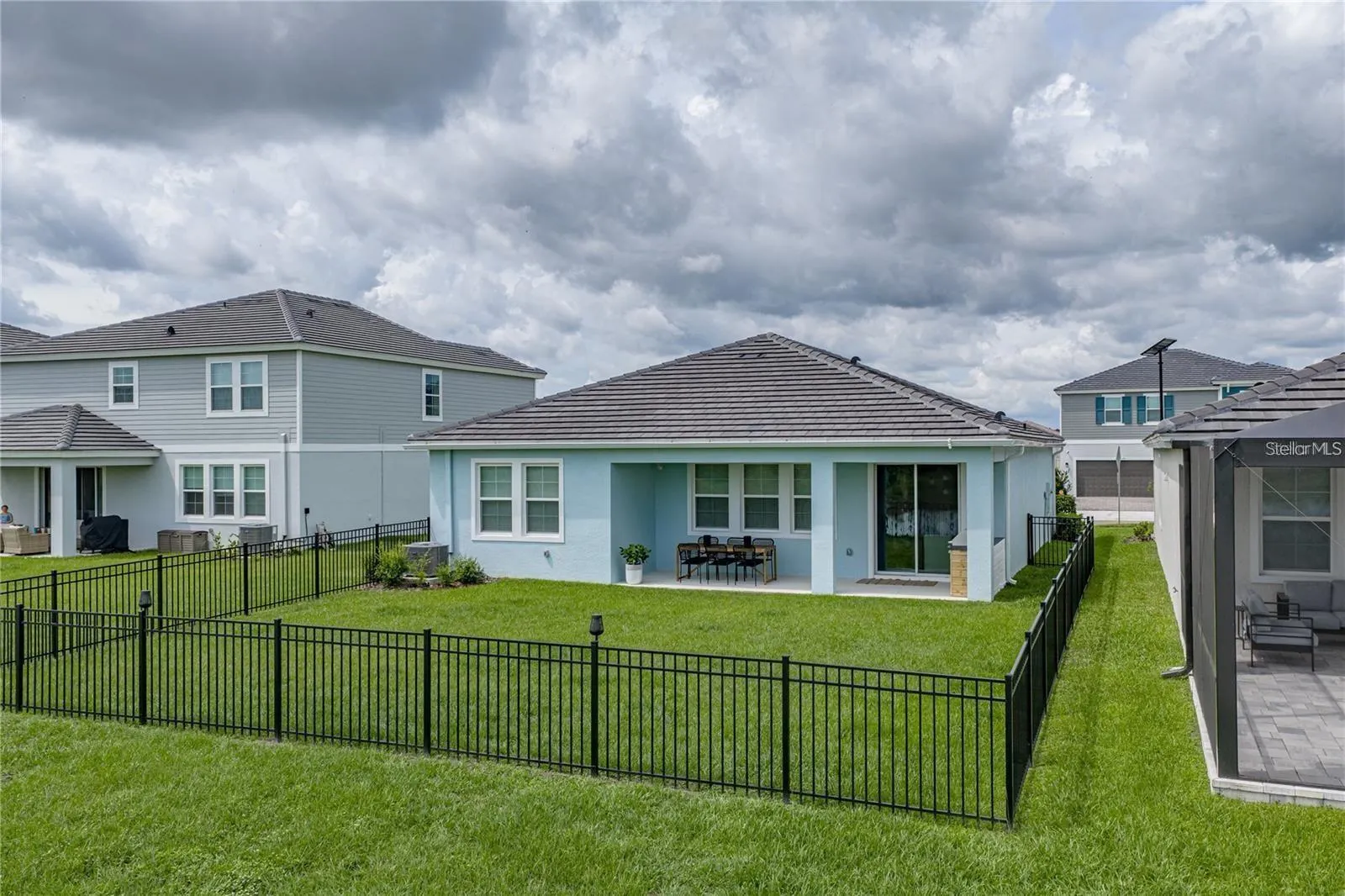 10368 FIELDSTONE MYRTLE WAY