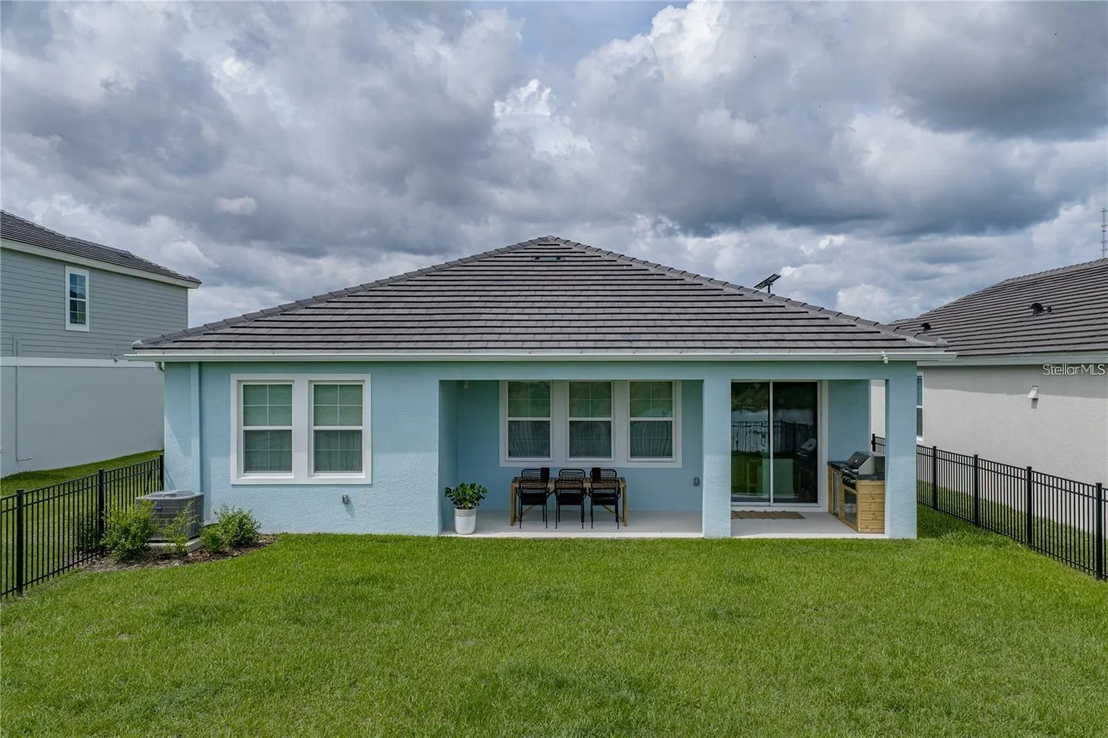 10368 FIELDSTONE MYRTLE WAY