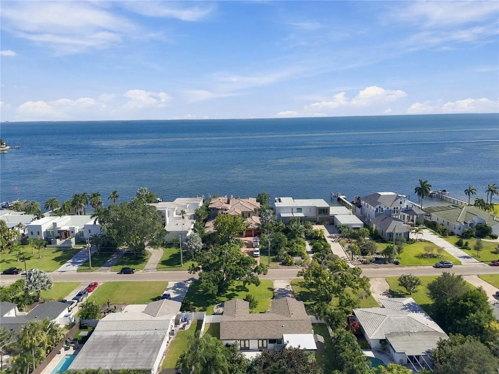 4600 BAYSHORE BLVD NE