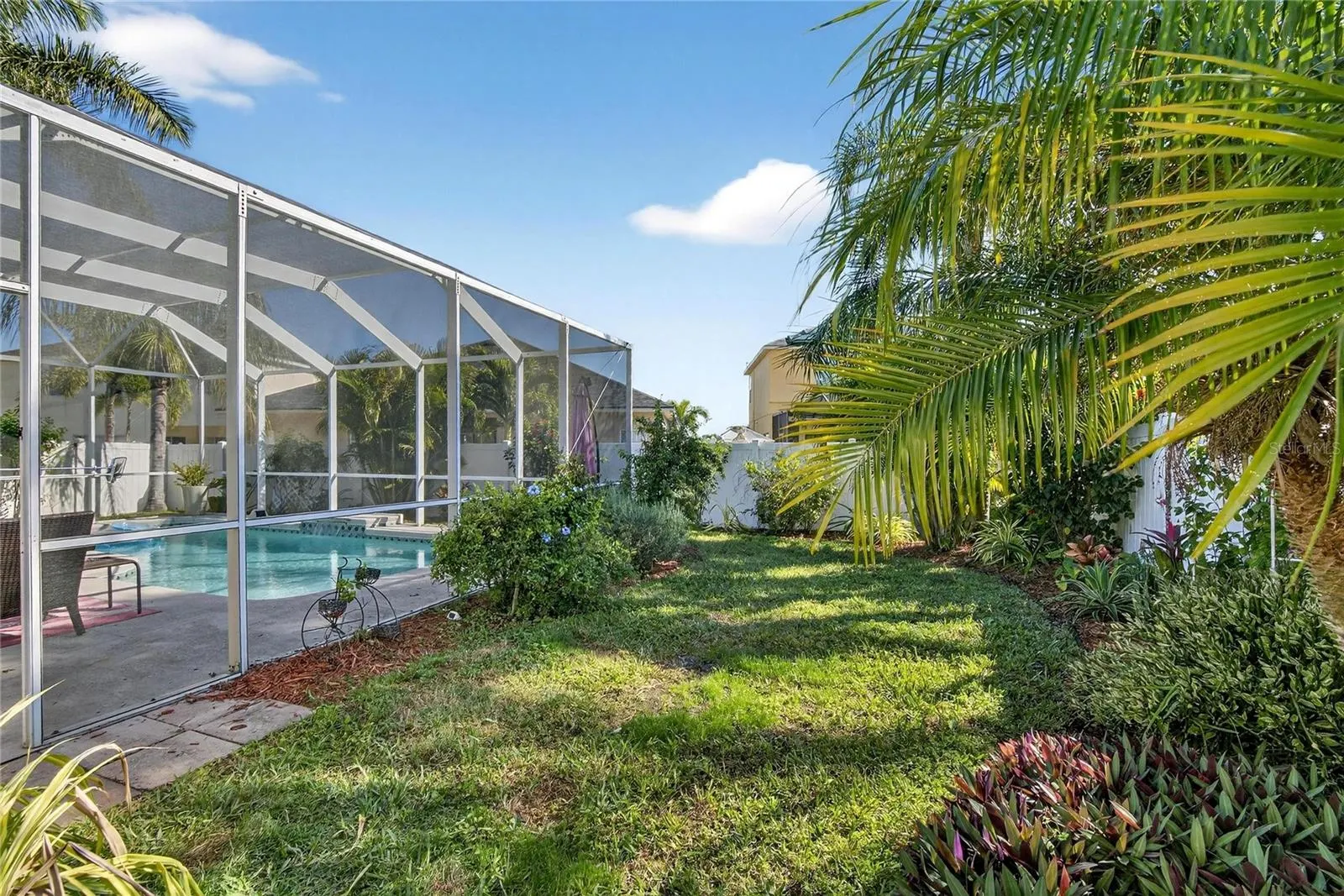 417 STONE BRIAR DR
