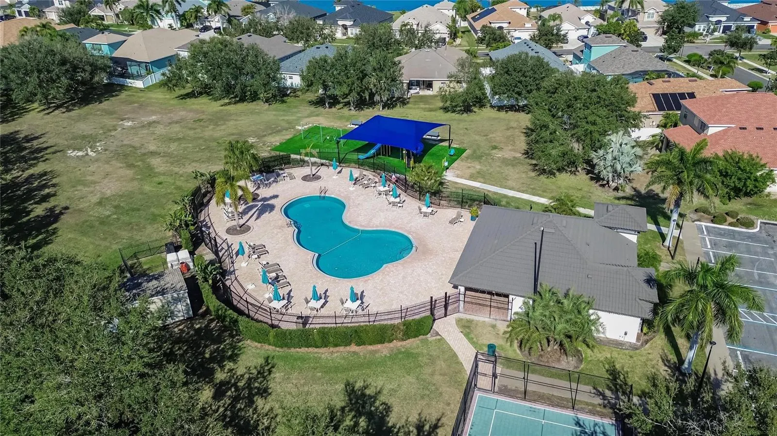 417 STONE BRIAR DR
