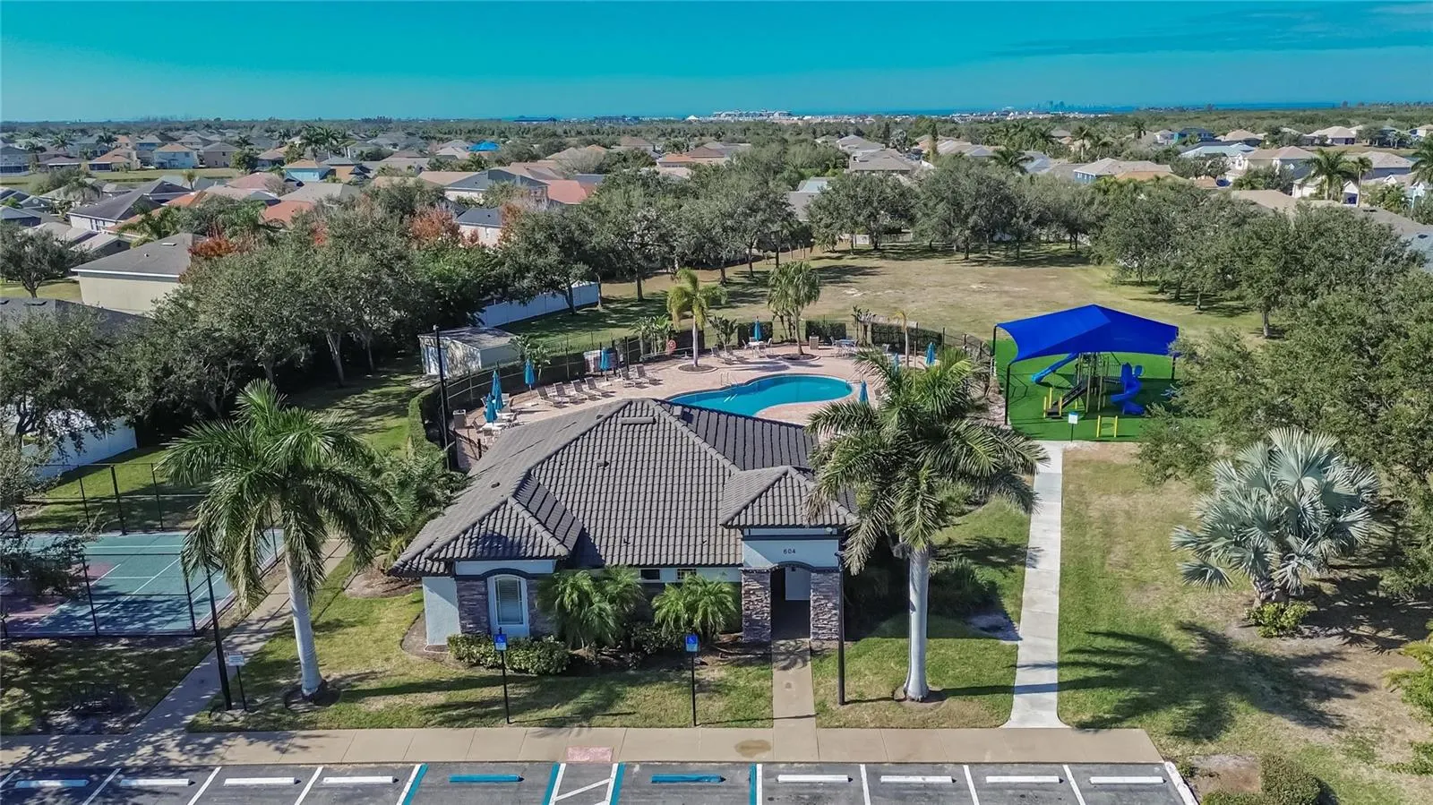 417 STONE BRIAR DR