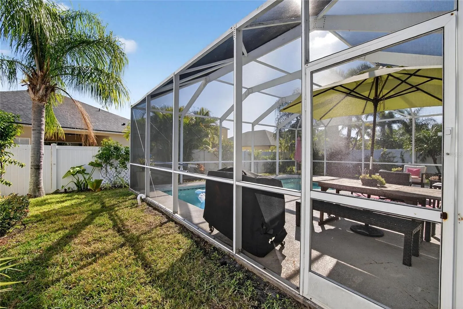 417 STONE BRIAR DR