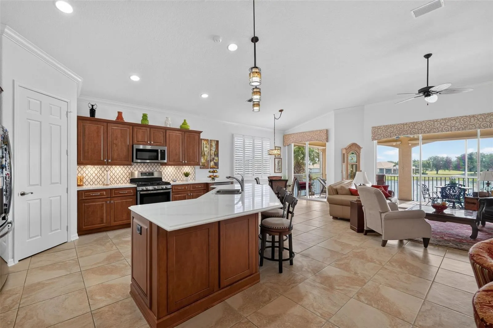 1360 EMERALD DUNES DR