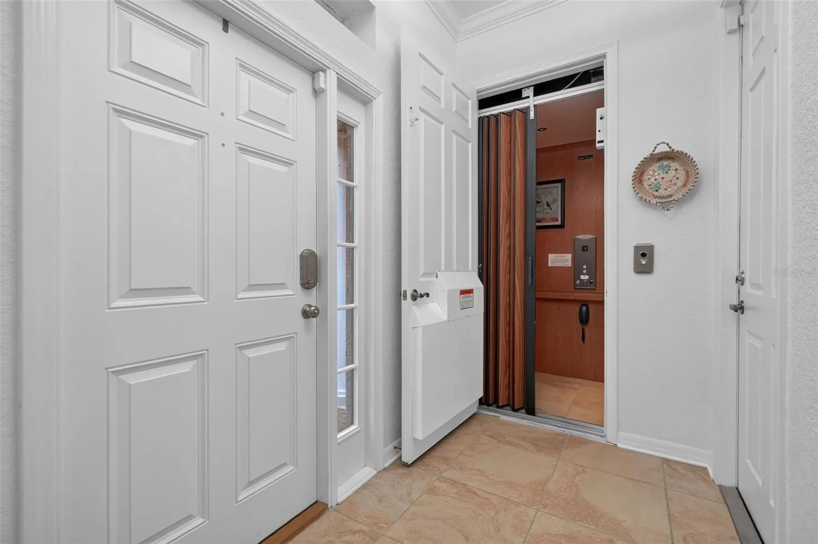1360 EMERALD DUNES DR