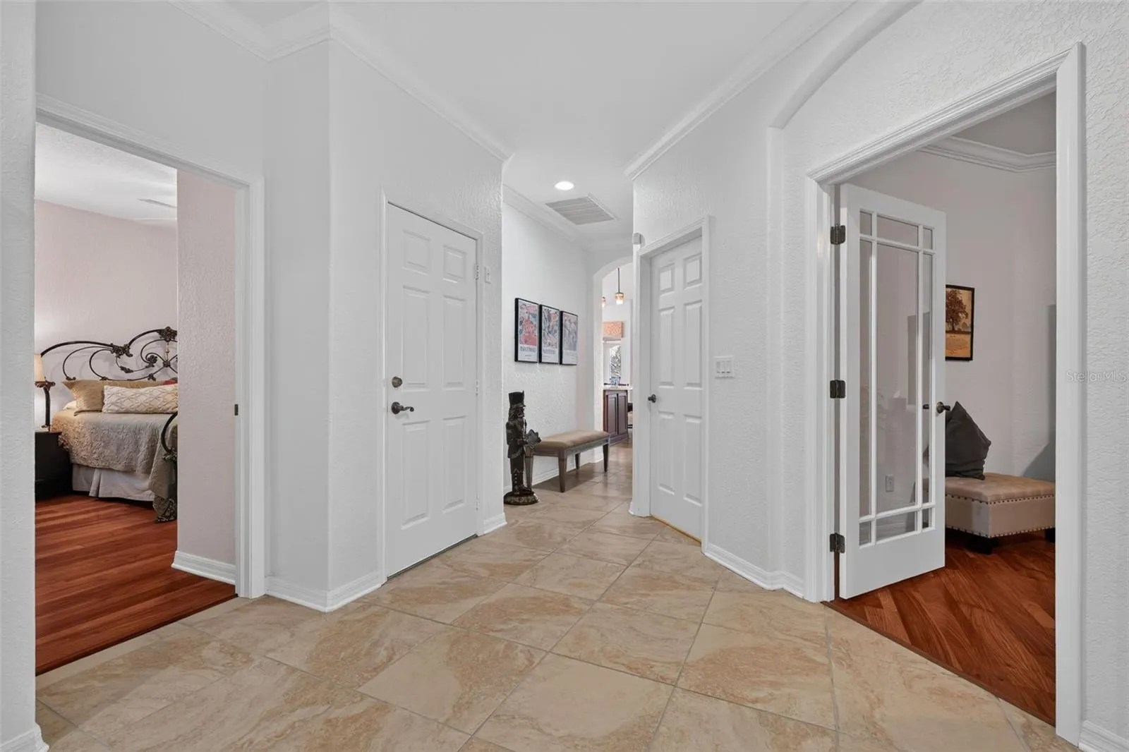 1360 EMERALD DUNES DR