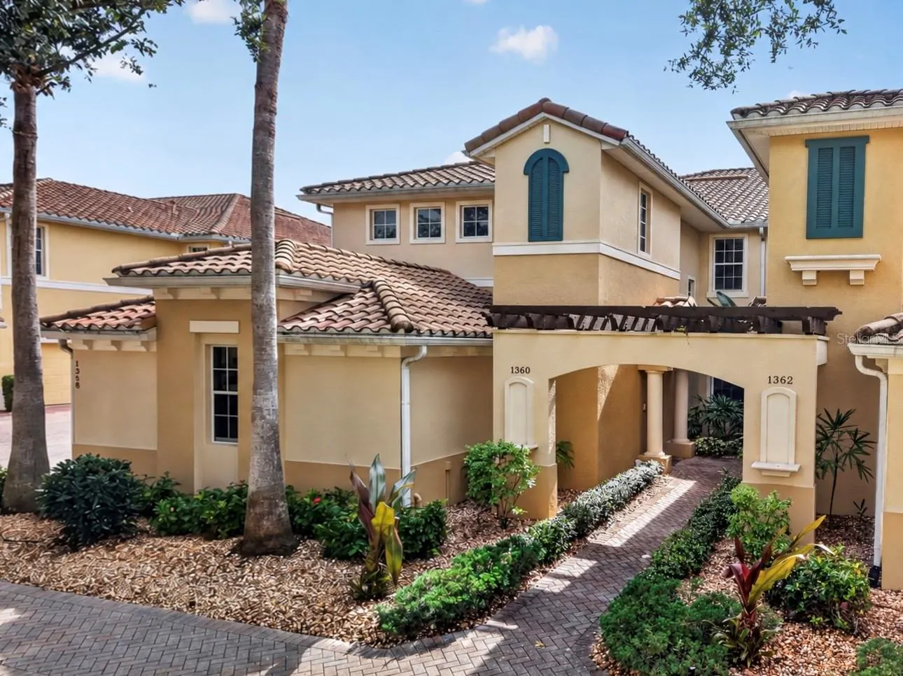 1360 EMERALD DUNES DR