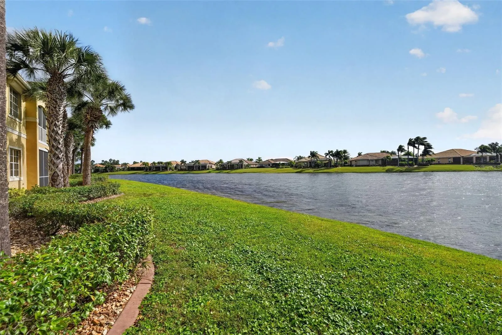 1360 EMERALD DUNES DR