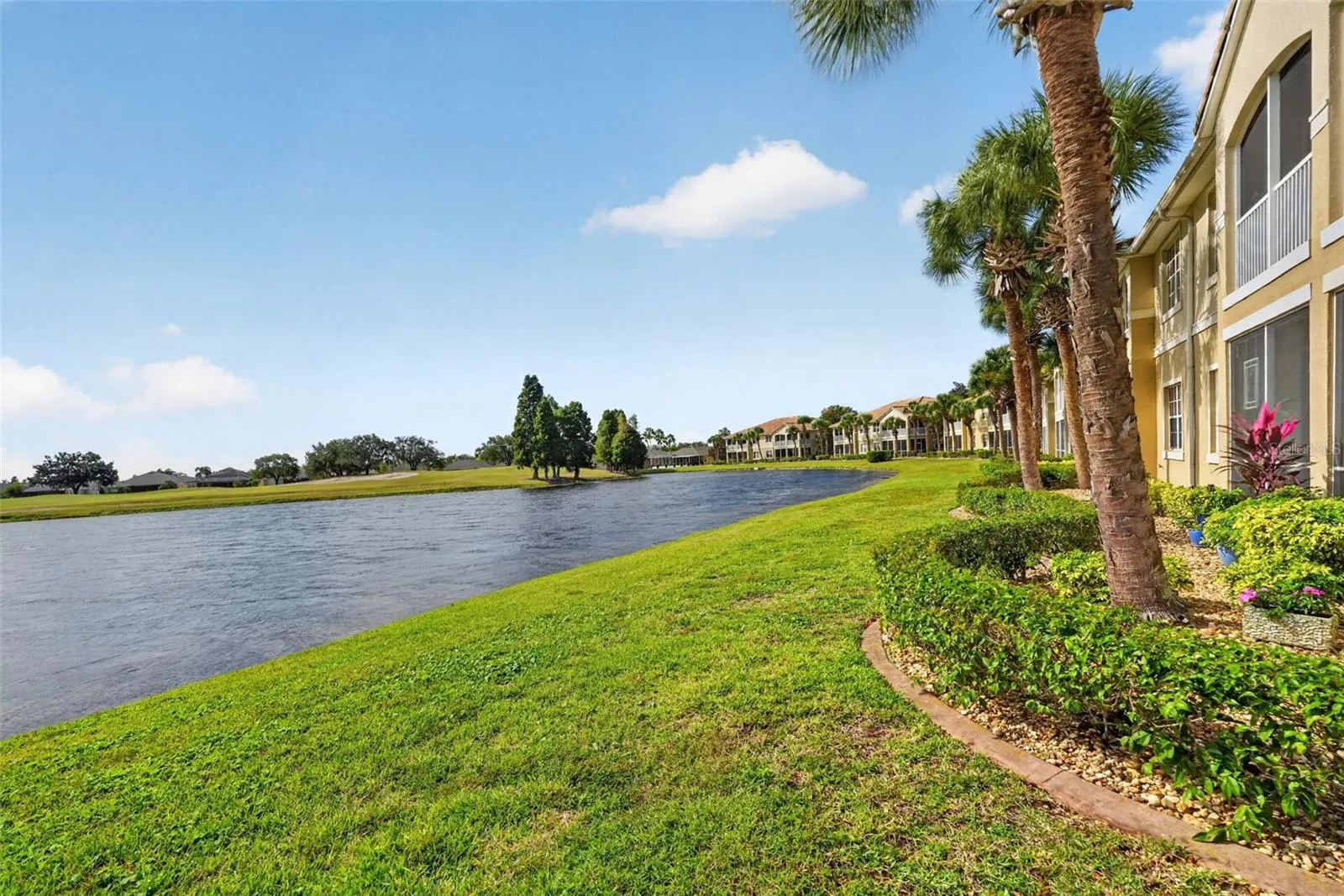 1360 EMERALD DUNES DR