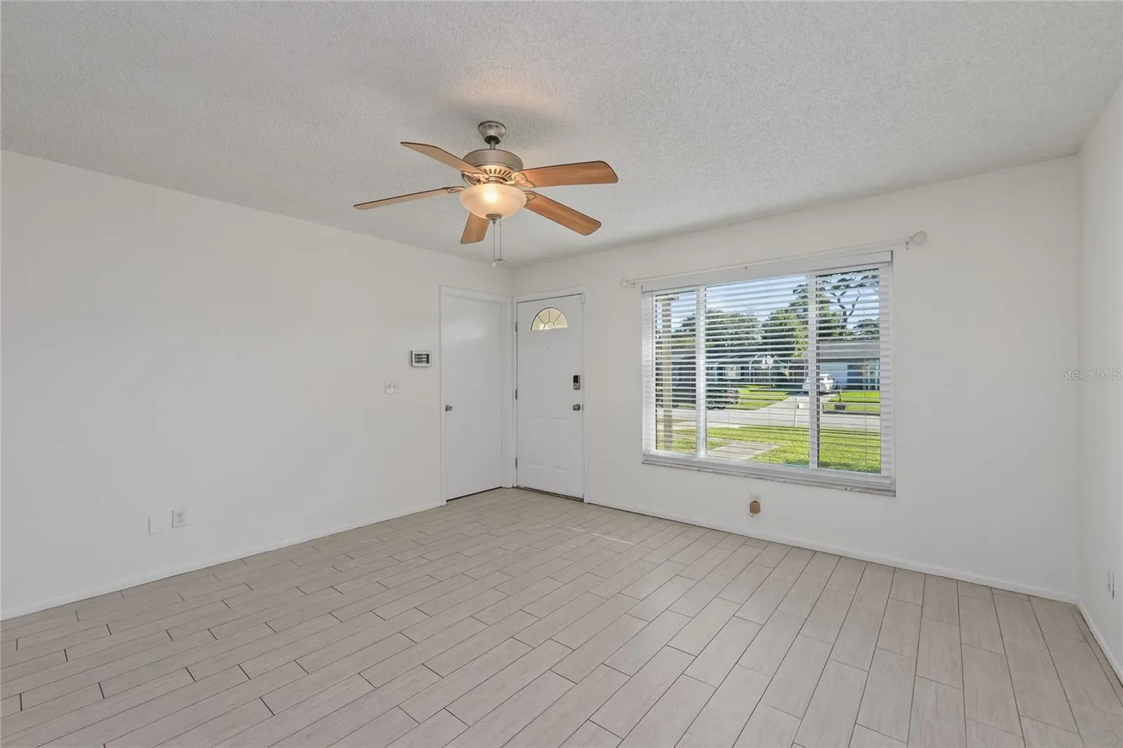 3266 PINE HAVEN DR