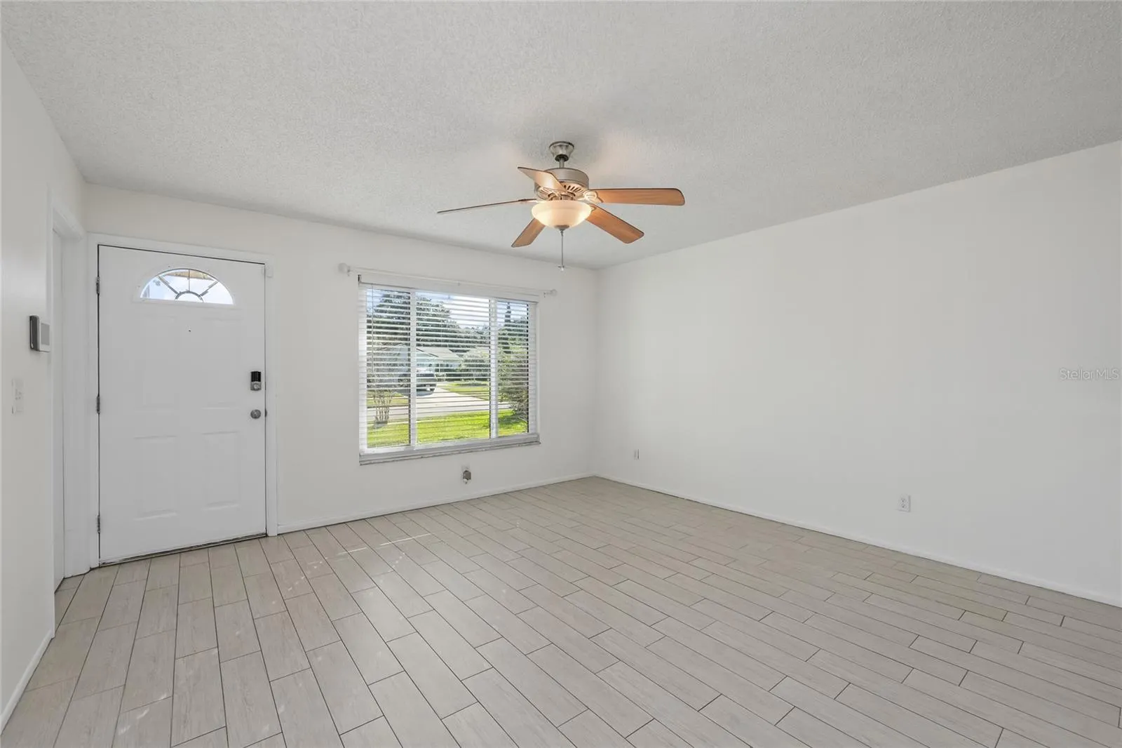 3266 PINE HAVEN DR