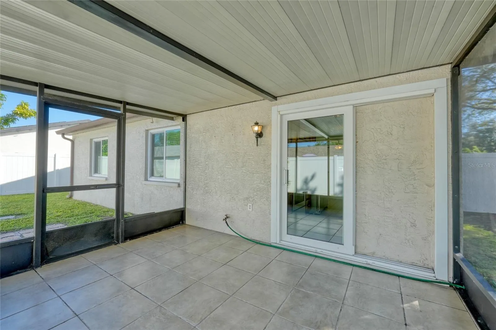 3266 PINE HAVEN DR