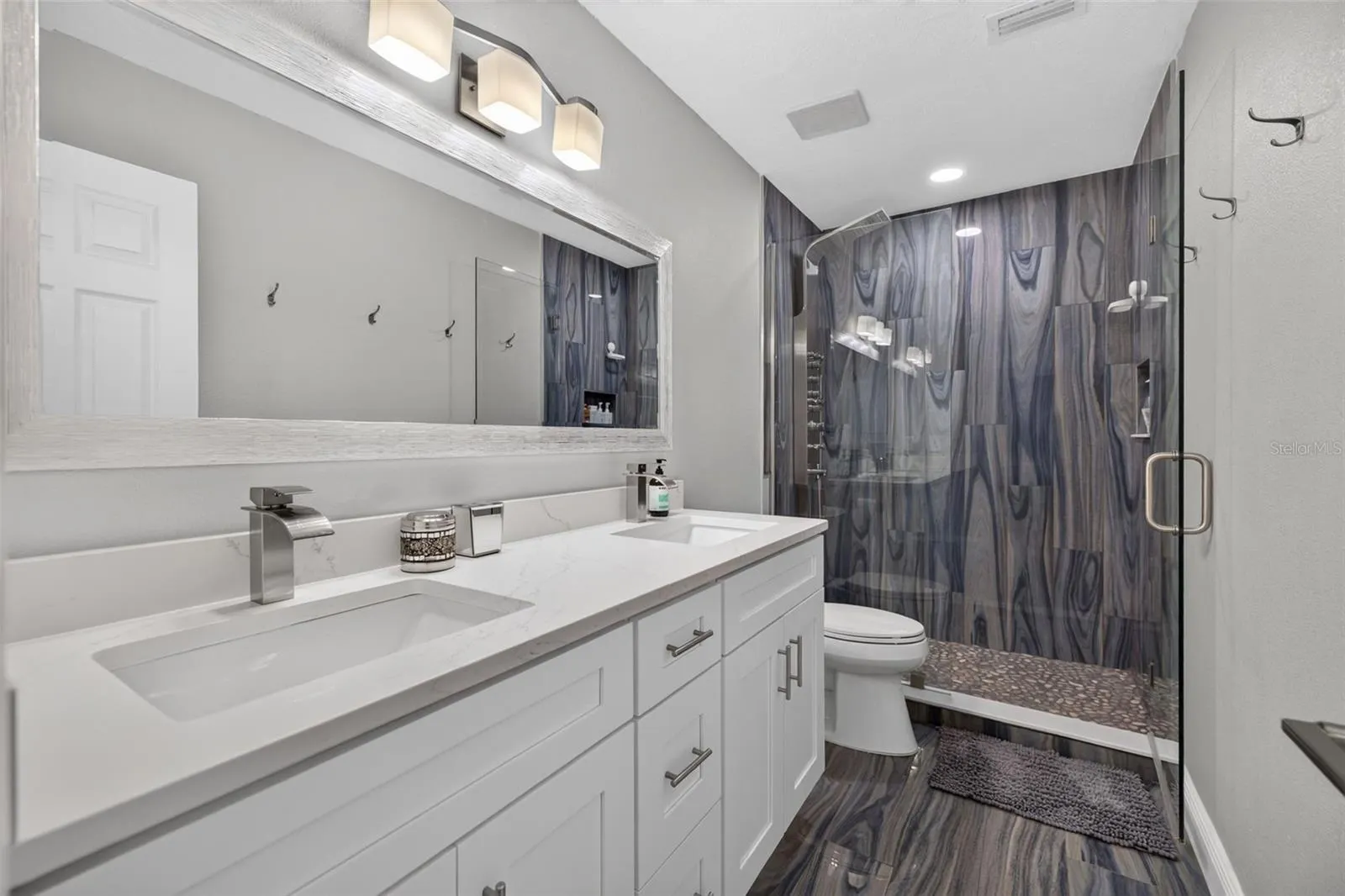 6447 CAPE HATTERAS WAY NE #2 #2