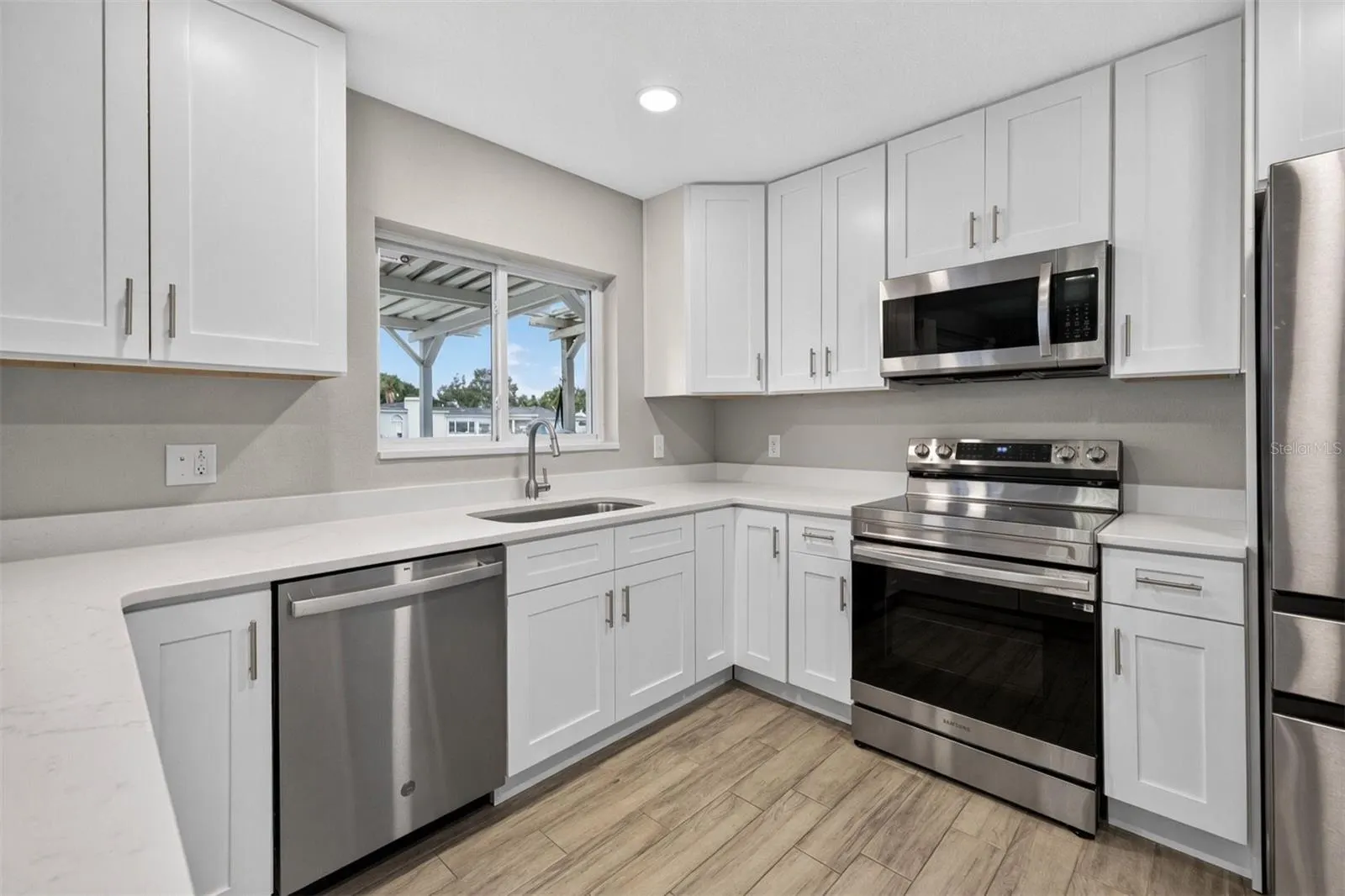 6447 CAPE HATTERAS WAY NE #2 #2