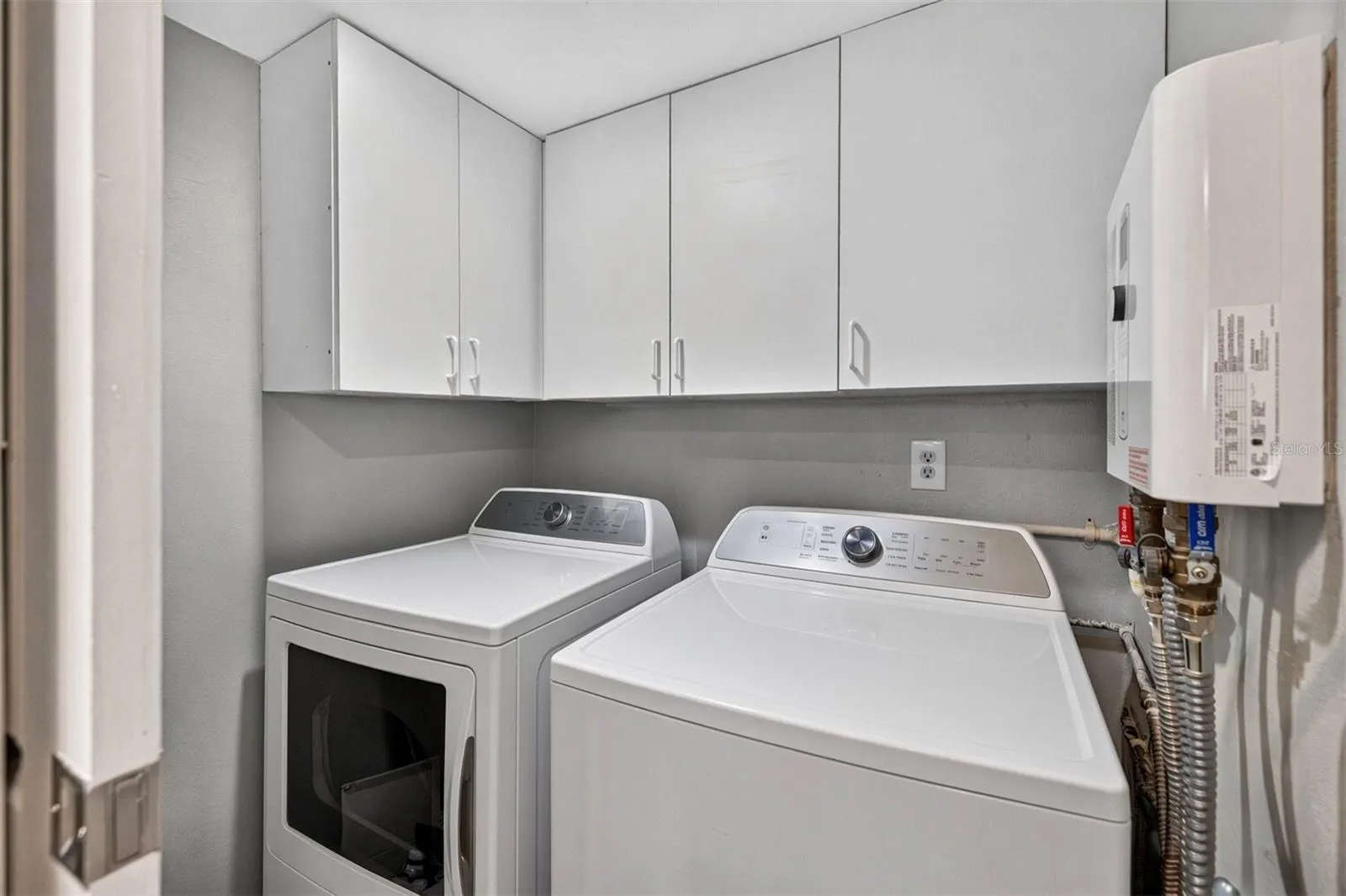 6447 CAPE HATTERAS WAY NE #2 #2