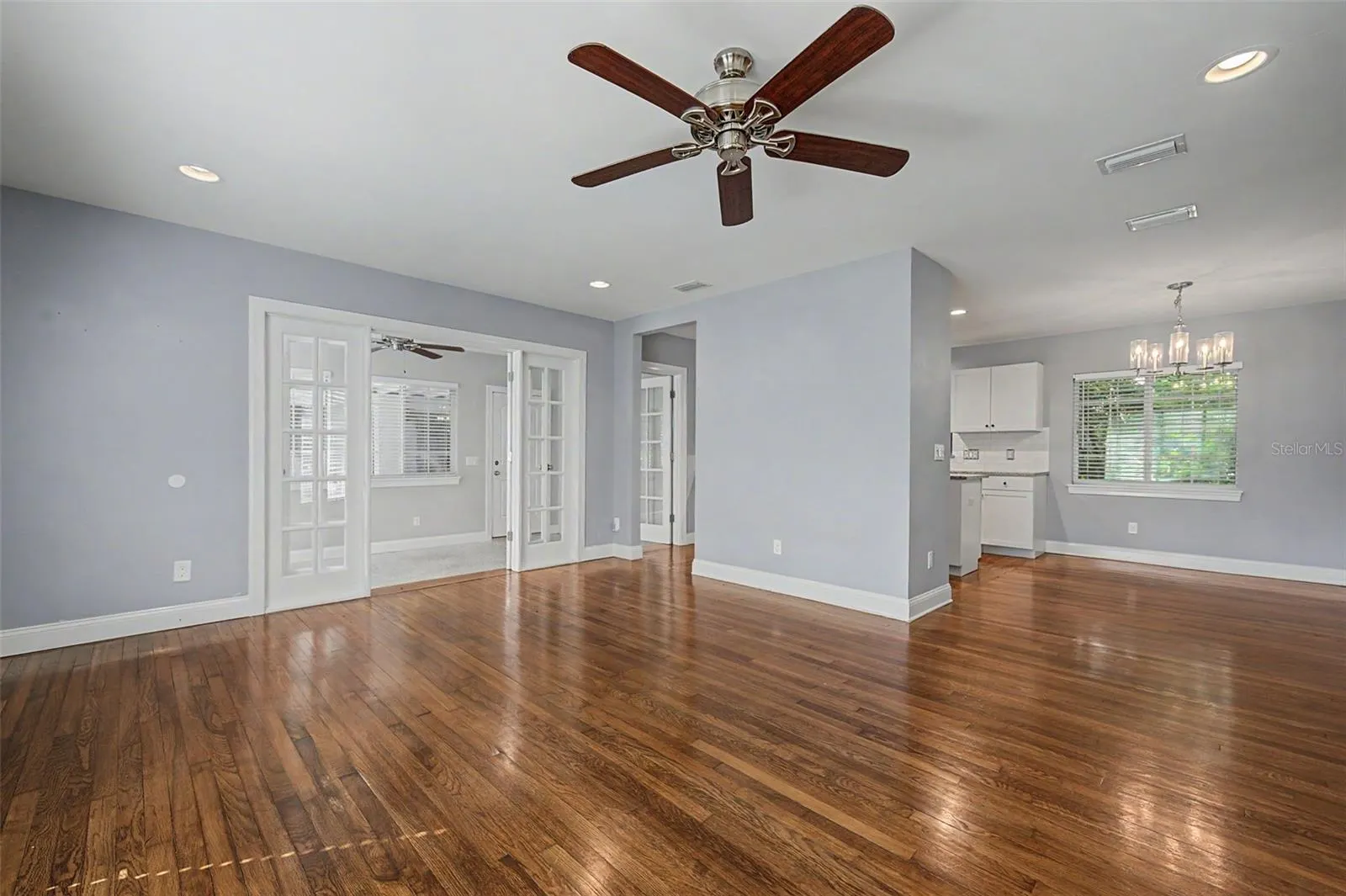3128 JOHNS PKWY