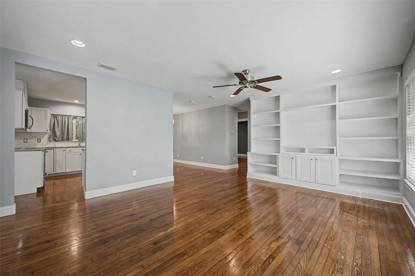 3128 JOHNS PKWY