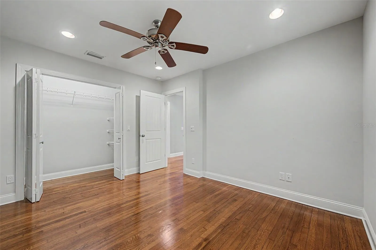 3128 JOHNS PKWY