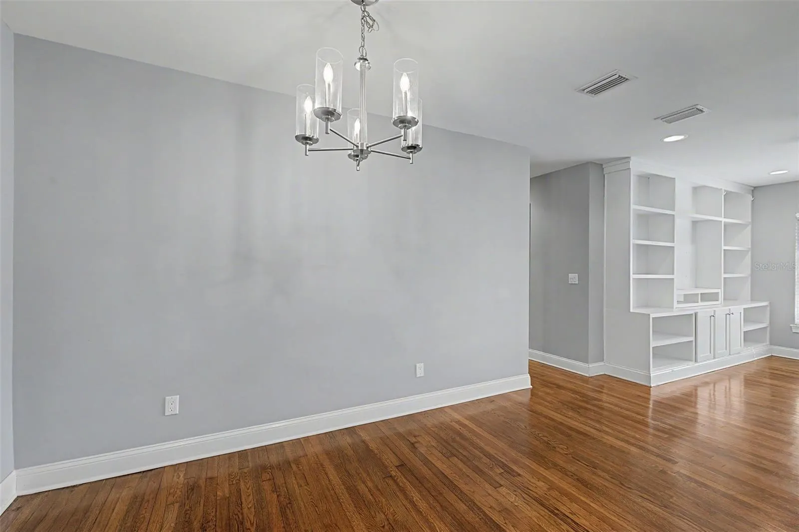 3128 JOHNS PKWY