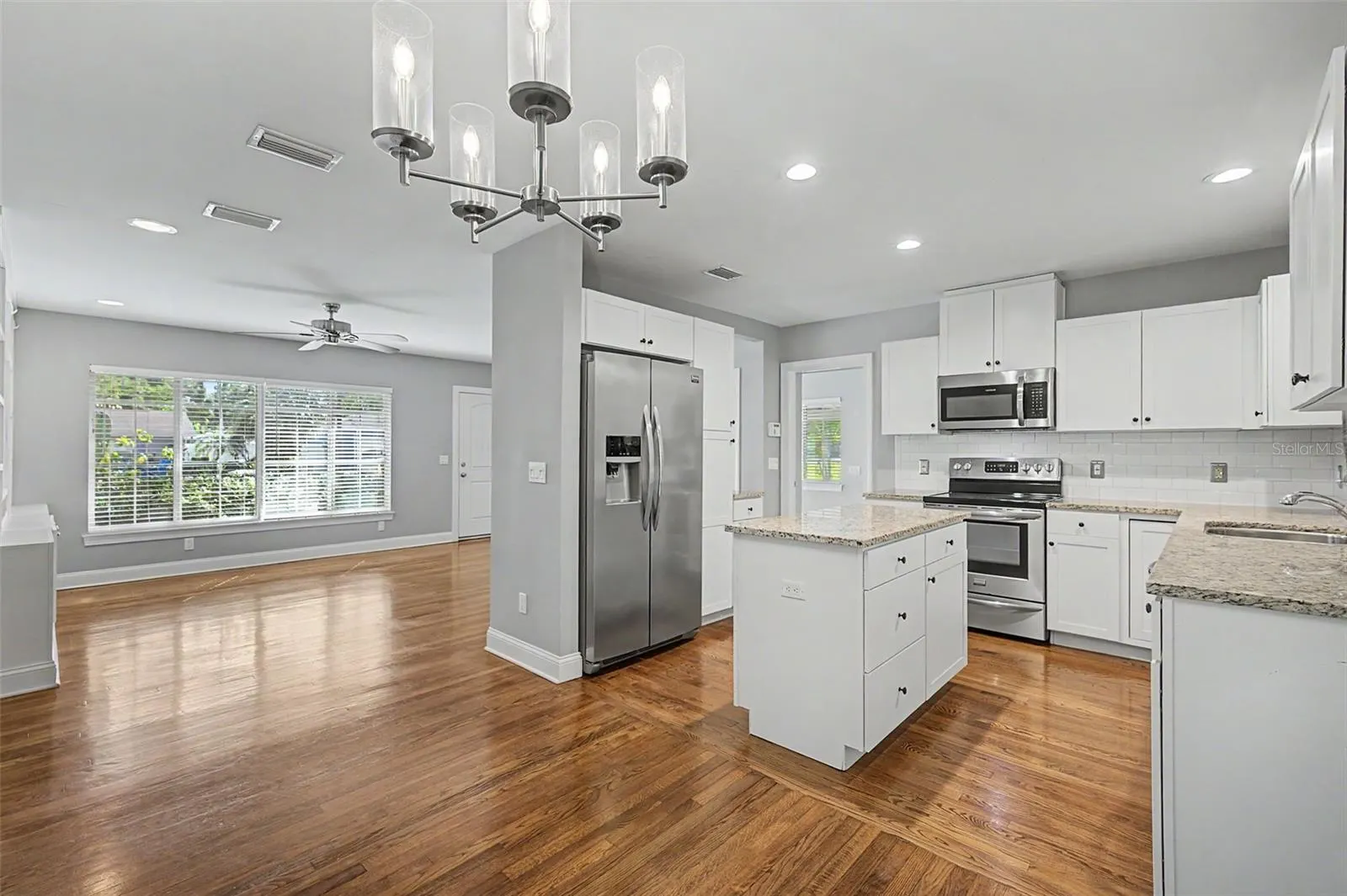 3128 JOHNS PKWY